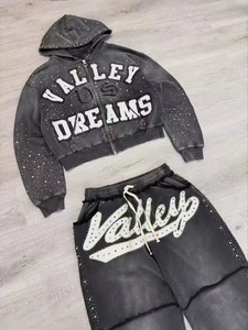 Ensemble de survêtement unisexe personnalisé noir avec fermeture éclair ornée de strass, sweat à capuche et pantalon streetwear coupe ample longueur intégrale pour l'automne - Product Image 4