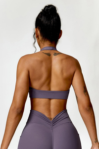 Sujetador deportivo halter morado para mujer con espalda cruzada, diseño sin aros y sin costuras, de elastano y poliéster, para todas las estaciones - Product Image 5