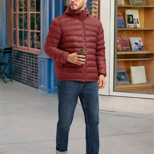 เสื้อแจ็คเก็ตพัฟเฟอร์บุหนาสำหรับผู้ชายสำหรับฤดูหนาว พร้อมโลโก้สั่งทำ ตะเข็บทนทาน ซิปปลอดภัย และผลิตโดยผู้เชี่ยวชาญด้านการผลิตเสื้อผ้า - Product Image 6