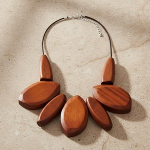 Collier en bois personnalisé avec logo, finition lisse, vente en gros directe usine - Product Image 4