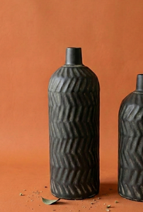 Juego de Jarrones Cilíndricos de Metal Negro Hechos a Mano, Maceta Moderna con Patrón Chevron Texturizado, Decoración de Lujo Industrial para Hogar, Oficina y Mesa - Product Image 3