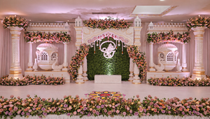 Mandap de mariage style Rajwada Bollywood avec scène intégrée, dôme indien traditionnel sculpté en fibre de verre, détachable, doré, taille personnalisable - Product Image 2