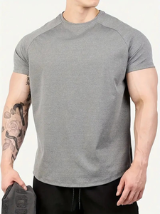 T-shirt unisexe ample et décontracté en coton respirant, style streetwear urbain, tendance été - Product Image 6