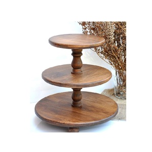 Soporte Rústico Hecho a Mano para Exhibir Pasteles, Repostería y Productos de Panadería - Product Image 6