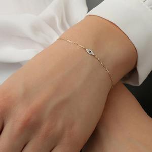 Pulsera de Diamantes de Oro Sólido de 14K con Dije de Ojo de la Suerte, Oro Blanco y Rosa, Zafiro Natural Solitario, Delicada - Product Image 1
