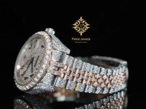 Reloj de Diamantes para Mujer Pahal Jewels, Caja Redonda de Acero Inoxidable de 40 mm, Visualización de Fecha Analógica, Movimiento de Cuarzo, Lujoso y Moderno - Product Image 2