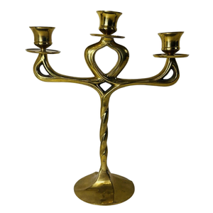 Porte-bougie vintage arabe en laiton de haute qualité à trois bras avec finition polie, bougeoir en métal pour la décoration de table à la maison - Product Image 6