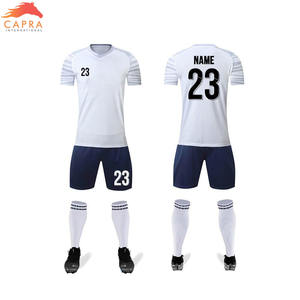 Uniforme de Fútbol para Hombre Más Vendido, Alta Calidad, Nuevo, 100% Poliéster, Personalizable, Cuello en V, Impresión por Transferencia de Calor - Product Image 3