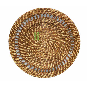 Best Seller Natural Rattan Charger Plates Handwoven Wedding <b>Table</b> Decoration Wicker Scalloped <b>Placemats</b> From Vietnam Rattan 2026 - Product Image 4