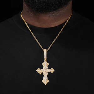 Colgante de Cruz de Lujo con Diamante Moissanita, Plata de Ley 925, Flor de Lis, Joyería Religiosa Hip Hop - Product Image 1