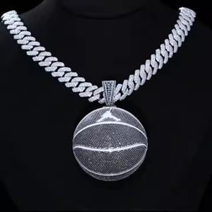 Pendentif de luxe unisexe en argent 925 de qualité supérieure, serti de moissanite, style hip-hop, pour fêtes, bijoux de style urbain, disponible en gros - Product Image 3