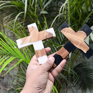 Crucifijo de Madera Pintado a Mano, Cruz de Resina para Colgar en la Pared, Pulido, Duradero, Estilo Religioso, Regalo para Primera Comunión o Confirmación - Product Image 1