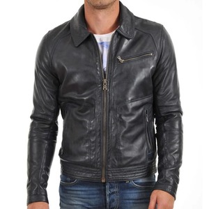 เสื้อแจ็คเก็ตหนังทรงสลิมฟิตสีดำสำหรับผู้ชาย - Product Image 1