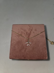 Colgante de Diamantes para Mujer, Oro Amarillo de 14k, Corte de Laboratorio, Joyería de Lujo, Certificado IGI, Brillo Radiante, Esplendor Atemporal, Moda - Product Image 1