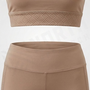 ชุดโยคะสำหรับผู้หญิง แฟชั่นคุณภาพสูง เสื้อผ้าออกกำลังกายรัดรูป ระบายอากาศได้ดี ชุดออกกำลังกายสำหรับยิม - Product Image 5