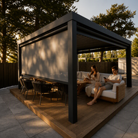 Pergola élégante motorisée à lames orientables en alliage d'aluminium thermolaqué avec capteur de pluie et LED, écologique, pour jardin extérieur