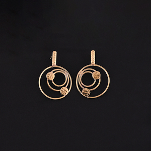 Boucles d'oreilles créoles rondes pendantes 57x40MM en laiton plaqué or, style tendance - Product Image 2