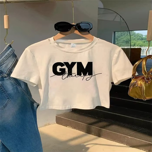 เสื้อครอปแขนสั้นคอกลมสไตล์สตรีทแวร์ ระบายอากาศได้ดี ผลิตจากผ้าฝ้ายถัก 100% พิมพ์ลายโลโก้ สำหรับผู้หญิง - Product Image 1