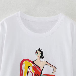 Camiseta Blanca de Manga Corta para Mujer, con Estampado de Chica a la Moda Pintado a Mano, Corte Holgado, Cuello Redondo, Informal, de Algodón Jersey, para Primavera/Verano - Product Image 4