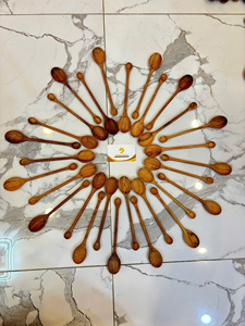 ช้อนไม้แกะสลักลายผีเสื้อ ทำจากไม้ธรรมชาติ อุปกรณ์ครัวสำหรับทำอาหาร ตัก คลุก ผสม ผลิตในเวียดนาม จำหน่ายส่ง - Product Image 4