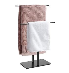 El portarrollos de metal más vendido agrega un toque profesional de hotel a la configuración de su baño, increíblemente diseñado por KHOOSI OVERSEAS. - Product Image 3