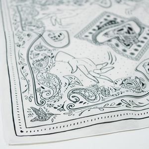 Pañuelo Paisley Vintage Personalizado de Hysaf Apparels Co, Tela de Satén de Algodón de Primera Calidad, 22*22 Pulgadas, Transpirable, Suave y Cómodo - Product Image 2
