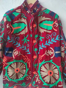 Chaqueta Vintage para Mujer, Color Granate, Estilo Suzani, Bordado Floral de Arte Folclórico, Estilo Boho Chic - Product Image 5