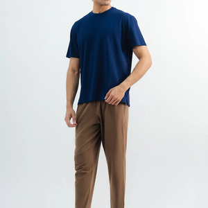 เสื้อยืดแขนสั้นผ้าโพลีเอสเตอร์/คอตตอน พิมพ์ลายได้ตามต้องการ ทรงเข้ารูป สวมใส่สบาย เหมาะสำหรับออกกำลังกาย ฟิตเนส เล่นกีฬา ระบายอากาศได้ดี แห้งเร็ว - Product Image 4