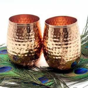 Vaso de Cobre Puro Martillado a Mano |   Vaso Ayurvédico para Beber de 3.5 Pulgadas |   Vaso de chupito sin tallo |   Regalo de Bienestar y Decoración para el Hogar - Product Image 1