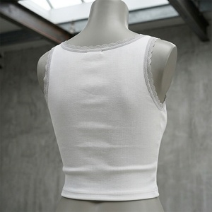Top Corto de Tirantes para Mujer TESSUTO Rosa Bebé con Ribete de Encaje, Cuello Cuadrado, Lazo, Sin Mangas, de Viscosa y Algodón, Estilo Coquette para Verano - Product Image 3