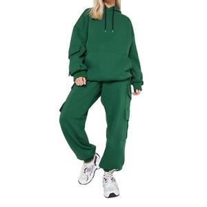 2025 derniers ensembles de vêtements de rue pour femmes deux pièces personnalisés en gros nouveaux sweats à capuche et survêtements de pantalon Cargo pour l'hiver - Product Image 1