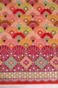 Tissu en crêpe naturel rouge à motifs géométriques miroir, avec bordure épaisse, pour Kurti de créateur et tissu pour robe ethnique - Product Image 3