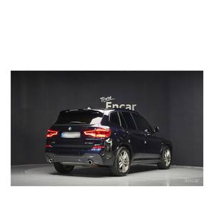 بي إم دبليو X3 XDrive 20i طراز 2021 الإصدار الرياضي الحصري عبر الإنترنت، 17,958 كم، ناقل حركة أوتوماتيكي، مقود يسار، كاميرا خلفية - Product Image 2