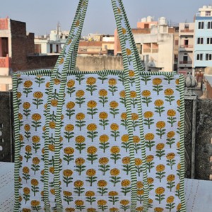 Bolso de Mano Acolchado de Alta Calidad con Estampado de Bloques, para Mujer, Invierno/Verano, Moda, Compras, Multicolor, con Diseño Geométrico de Flores - Product Image 2
