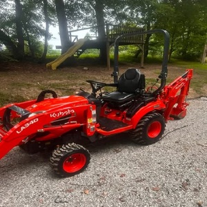 Tractor Kubota BX23S diseñado para paisajismo, preparación del suelo, agricultura, cuidado de propiedades y tareas de construcción ligera. - Product Image 1