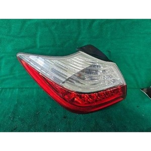 ไฟท้ายซ้ายหลัง รถคูเป้ ปี 2008-2013 มือสอง ของแท้ OEM 924013M060 - Product Image 1