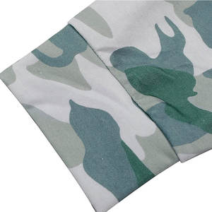 Vente directe usine – Nouveaux sweats à capuche courts pour femme, avec logo frontal, en molleton écologique, personnalisables, dernier design, en stock - Product Image 1