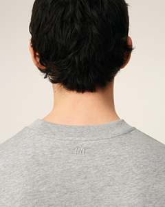 Camiseta de Manga Corta Gris para Hombre, Cuello Redondo, Corte Regular, Informal, de Algodón Jersey Transpirable, con Diseño de Logotipo Frontal - Product Image 3