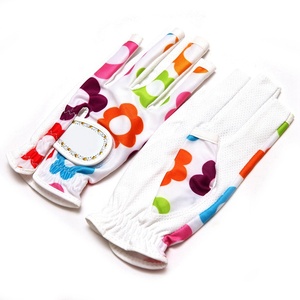 Guantes de Golf Personalizados de Primera Calidad, Transpirables, con Estampado de Poliéster - Product Image 4