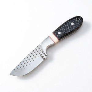 Couteau à dépecer artisanal en acier carbone |   Couteau de chasse à lame fixe, manche en os nid d'abeille noir, couteau de camping, couteau EDC pour l'extérieur - Product Image 4