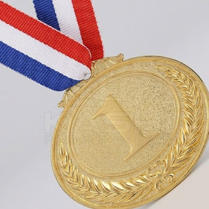 Ensemble de médailles de récompense avec ruban rayé patriotique, construction en acier haute résistance, gravure étanche, prêt pour les sports scolaires - Product Image 6
