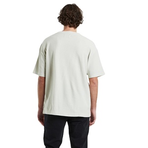 Nouveaux t-shirts oversize de conception unique de vente chaude pour les hommes et le style tendance pour les t-shirts de couleur unie de taille plus - Product Image 2