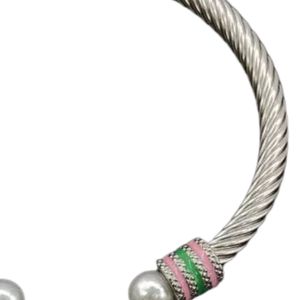 Collar con Colgante de Escudo en Tono Dorado para Mujer, Joyería Elegante y a la Moda, Accesorio con Estilo, Regalo, Uso Diario, Diseño Premium - Product Image 6