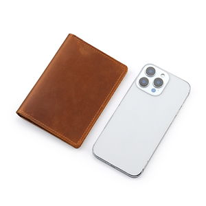 Cartera Minimalista de Cuero Genuino para Tarjetas, Diseño Delgado de 6 Pulgadas para Tarjetas de Crédito, Colores Marrón y Beige, Porta Pasaportes de Cuero - Product Image 2