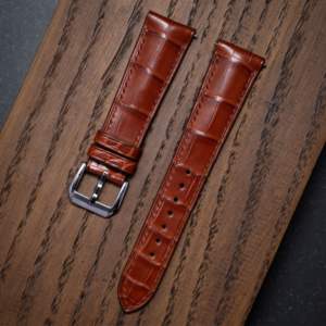 Bracelet de montre en cuir d'alligator sophistiqué pour affaires, grain unique effet écaille, pour montres de luxe, fabrication d'exception, style et qualité supérieurs - Product Image 4