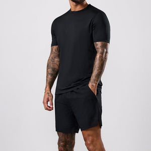 Shorts de jogging en polyester à séchage rapide avec logo personnalisé, pour la course à pied, l'entraînement, les vêtements de sport, la remise en forme, la salle de sport, les shorts de sport pour hommes avec poches - Product Image 1