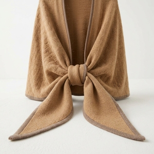 Suéter de punto personalizado para mujer, abrigo tipo bufanda grande con mangas, chal cálido de invierno de color liso. - Product Image 4
