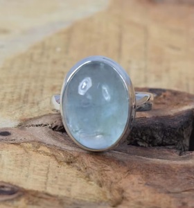 Anillo de Plata de Ley 925 con Aguamarina Natural Ovalada, Hecho a Mano, Elegante, Fabricante y Proveedor de Joyería Fina, Venta al Por Mayor - Product Image 3
