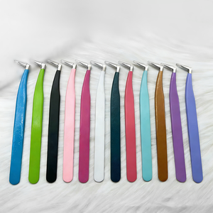 Pince à épiler pour cils RMI Silver Shin Tip 45 degrés en acier inoxydable durable 10 mm avec différentes couleurs revêtuées de poudre et poignée unie - Product Image 1