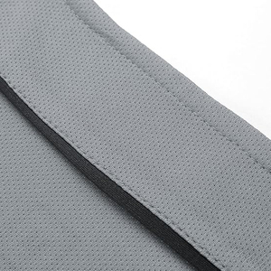 Maillot de baseball gris unisexe pour homme, style sportswear unique, avec manches rétro à fines rayures noires et boutons - Product Image 4